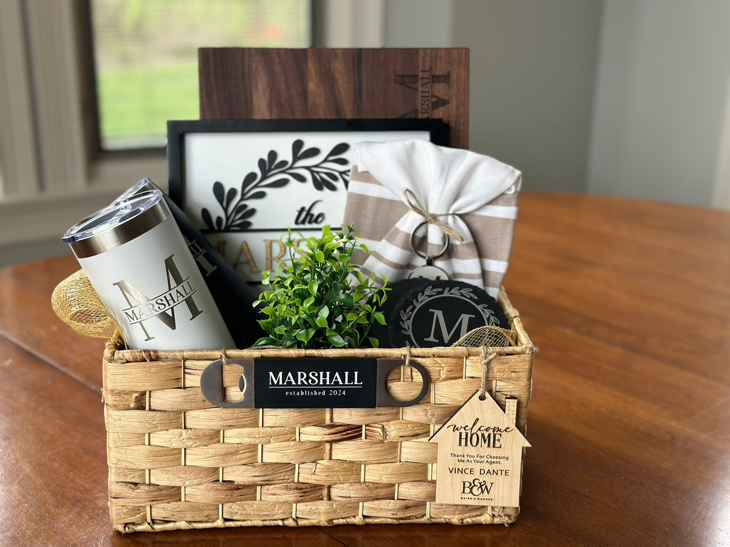 Gift Basket - Deluxe