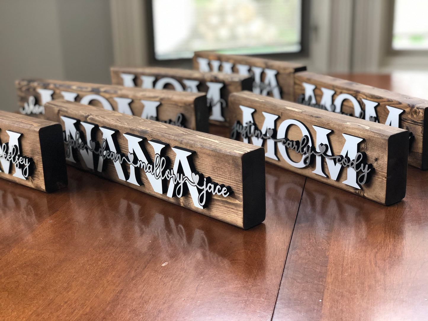 MOM Shelf Sign, Personalized with Child(ren) Names